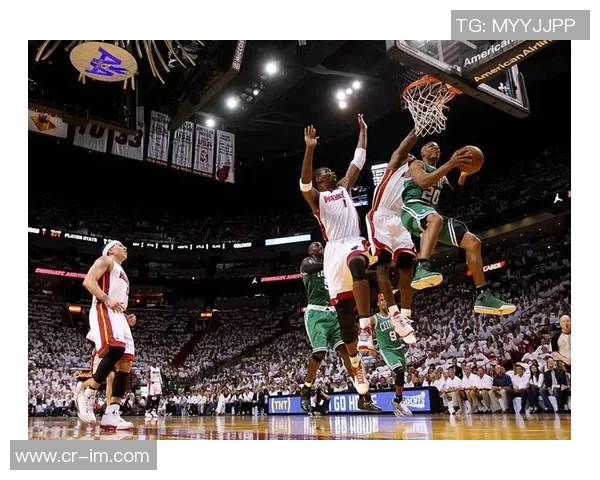 雷吉米勒称库里改变比赛风格将其列入历史前十名球员行列